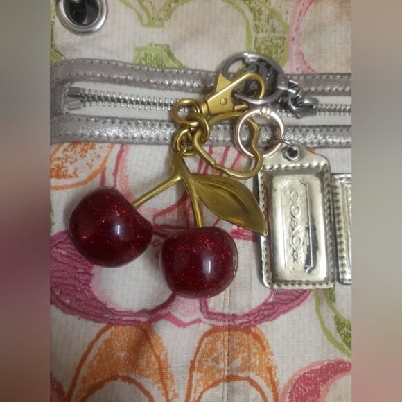 Cherry Bag Charm Keychain Bag Charm Set - Picture 4 of 13